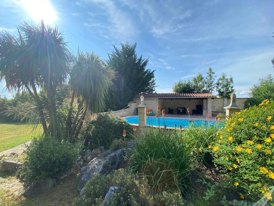 Gites De Lartigue Anthé Extérieur photo